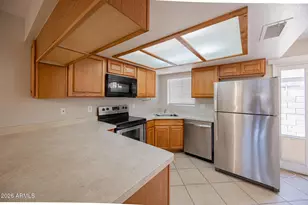 1055 W 5th St, Tempe, AZ 85281 - Photo 9
