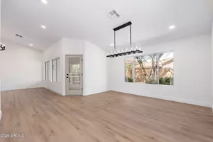 19830 N 84th Ave, Peoria, AZ 85382 - Photo 11