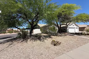19830 N 84th Ave, Peoria, AZ 85382 - Photo 5