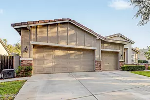 2975 E Comstock Dr, Gilbert, AZ 85296 - Photo 9