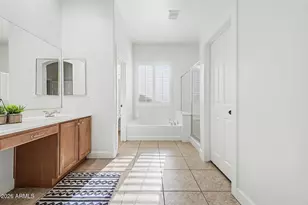 2975 E Comstock Dr, Gilbert, AZ 85296 - Photo 33
