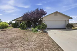 21800 N Windy Hill Ln, Paulden, AZ 86334 - Photo 1