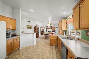 26748 N 187th Ave, Wittmann, AZ 85361 - Photo 15