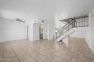2046 W Hazelwood Pkwy, Phoenix, AZ 85015 - Photo 3