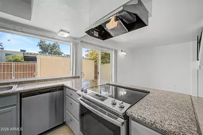 2046 W Hazelwood Parkway, Phoenix, AZ 85015 - Photo 5