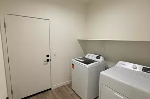 8515 W Pineveta Dr, Arizona City, AZ 85123 - Photo 13