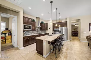 18468 W Paradise Ln, Surprise, AZ 85388 - Photo 9