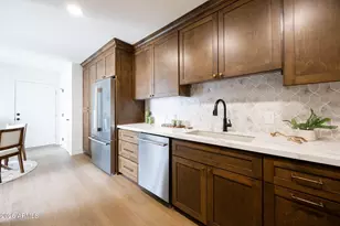77 E Missouri Ave, Phoenix, AZ 85012 - Photo 31