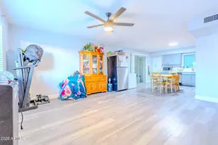 7139 W Wilshire Dr, Phoenix, AZ 85035 - Photo 5