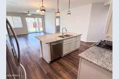 10066 W Cashman Drive, Peoria, AZ 85383 - Photo 11