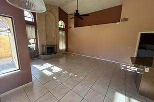 9274 E Corrine Dr, Scottsdale, AZ 85260 - Photo 11
