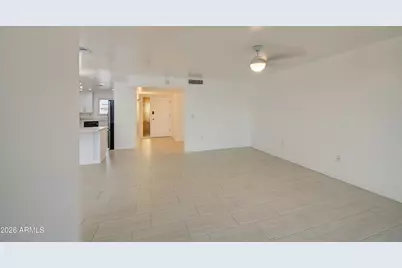 10355 W Caron Drive, Sun City, AZ 85351 - Photo 7