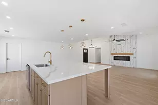 4062 W Christy Dr, Phoenix, AZ 85029 - Photo 13