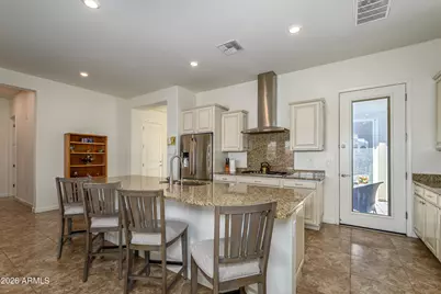 20641 W Minnezona Avenue, Buckeye, AZ 85396 - Photo 9