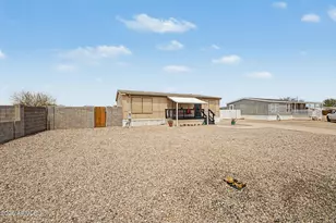 16340 S Lunar Rd, Arizona City, AZ 85123 - Photo 5
