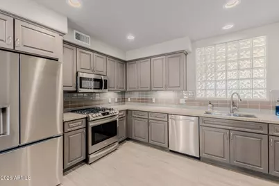17850 N 68th Street #2129, Phoenix, AZ 85054 - Photo 29
