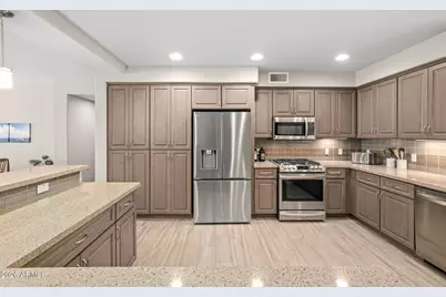 17850 N 68th Street #2129, Phoenix, AZ 85054 - Photo 23