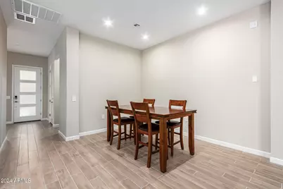 10472 W Adam Avenue, Peoria, AZ 85382 - Photo 7