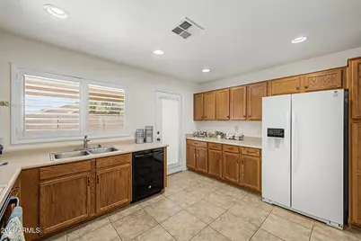 4110 W Glenn Drive, Phoenix, AZ 85051 - Photo 11