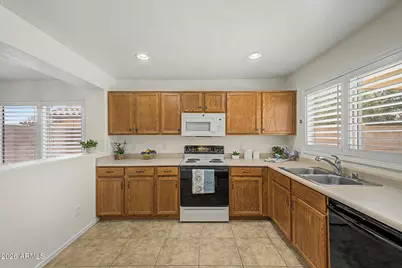 4110 W Glenn Drive, Phoenix, AZ 85051 - Photo 13