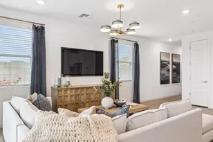 9714 S 12th Street S, Phoenix, AZ 85042 - Photo 3