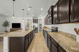 21257 W Berkeley Rd, Buckeye, AZ 85396 - Photo 9