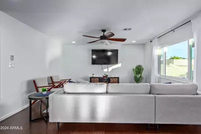 1645 E Manhatton Drive, Tempe, AZ 85282 - Photo 11