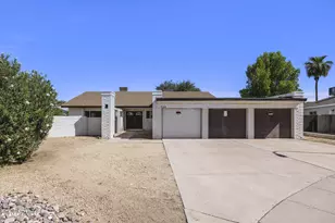 7244 N 46th Ave, Glendale, AZ 85301 - Photo 1