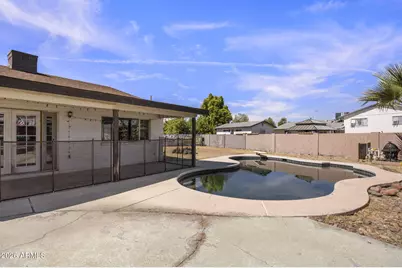 7244 N 46th Avenue, Glendale, AZ 85301 - Photo 37