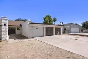 7244 N 46th Ave, Glendale, AZ 85301 - Photo 3