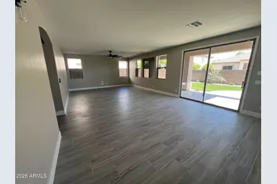 7521 W Southgate Avenue, Phoenix, AZ 85043 - Photo 11