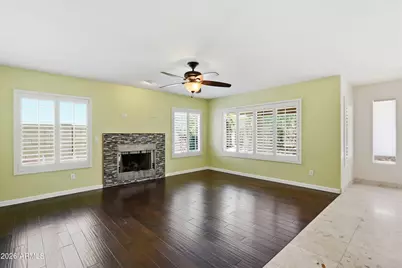 19413 N 37th Way, Phoenix, AZ 85050 - Photo 9