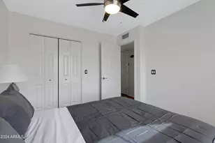 10080 E Mountainview Lake Dr, Scottsdale, AZ 85258 - Photo 15