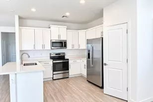 12723 W Carousel Dr, Arizona City, AZ 85123 - Photo 3
