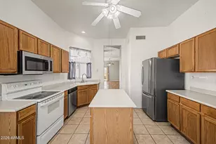 9733 W Mountain View Rd, Peoria, AZ 85345 - Photo 13