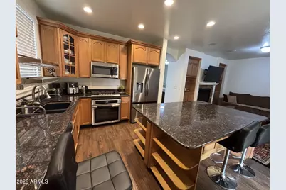 2239 E Bowker Street, Phoenix, AZ 85040 - Photo 13