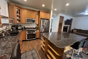 2239 E Bowker St, Phoenix, AZ 85040 - Photo 13
