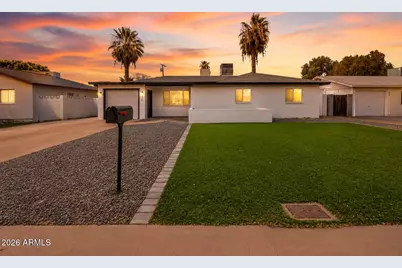 316 E El Camino Drive, Phoenix, AZ 85020 - Photo 1