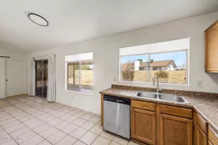 9051 N 72nd Dr, Peoria, AZ 85345 - Photo 11