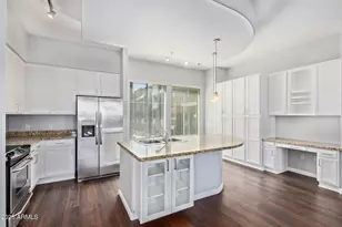6745 N 93rd Ave, Glendale, AZ 85305 - Photo 1