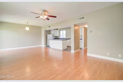 3242 E Camelback Road #207, Phoenix, AZ 85018 - Photo 13