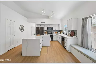 1859 E Brentrup Drive, Tempe, AZ 85283 - Photo 9