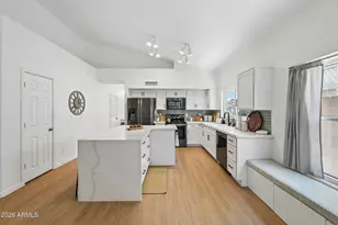 1859 E Brentrup Dr, Tempe, AZ 85283 - Photo 9