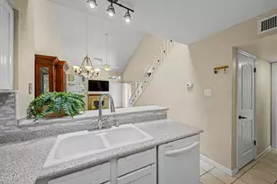 1717 E Union Hills Dr, Phoenix, AZ 85024 - Photo 9