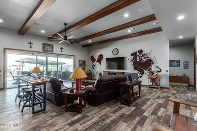 5604 S 225th Avenue, Buckeye, AZ 85326 - Photo 9