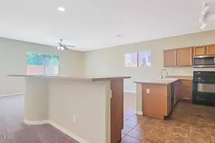 17605 W Crocus Dr, Surprise, AZ 85388 - Photo 9
