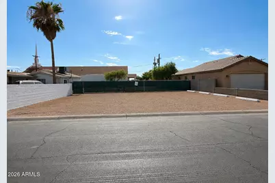 4320 S 20th Place #9, Phoenix, AZ 85040 - Photo 1