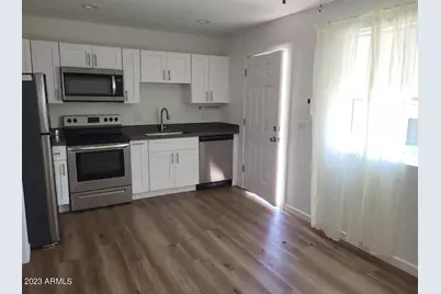 1522 W Polk Street # 2, Phoenix, AZ 85007 - Photo 3