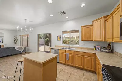1050 E Redwood Drive, Chandler, AZ 85286 - Photo 9