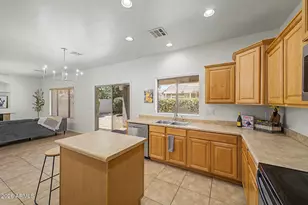 1050 E Redwood Dr, Chandler, AZ 85286 - Photo 9